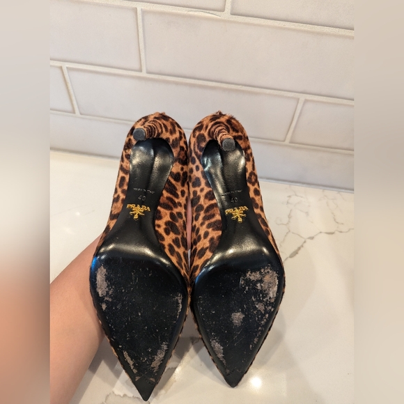 Prada sz EU 40~US 10 Leopard Print Calf Hair Pumps - Picture 5 of 15